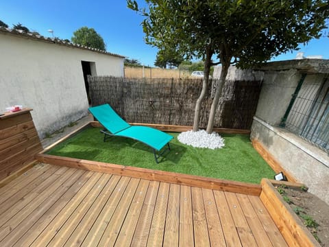 Cosy Solidor T2 avec jardin terrasse 100m plage Apartment in St-Malo