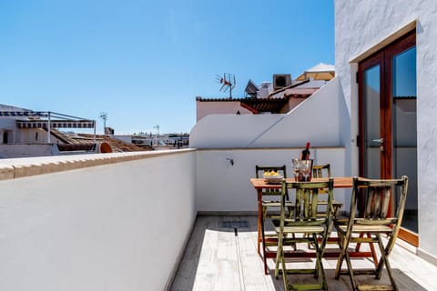 View (from property/room), Balcony/Terrace