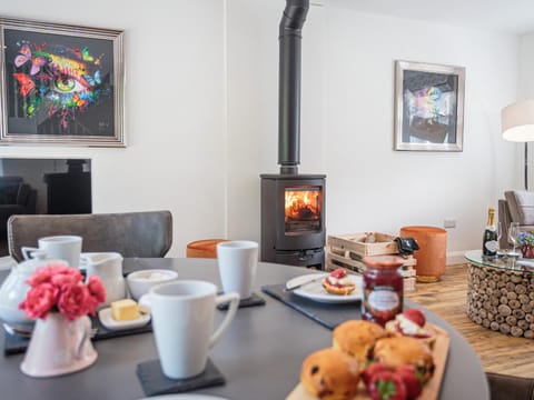 Squirrel Cottage House in England