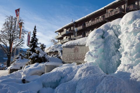 Facade/entrance, Winter