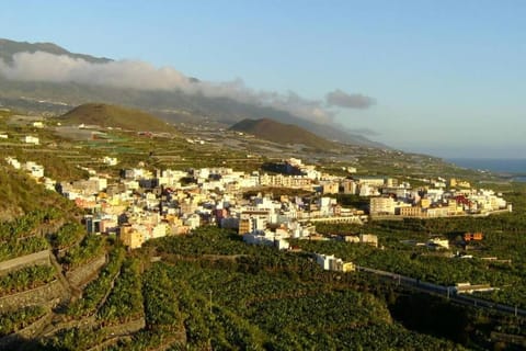 Apartamento en el Centro de Tazacorte Condo in Tazacorte