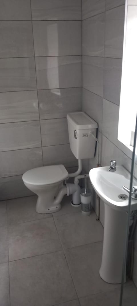 Maid Of Erin Guesthouse Bed and Breakfast in County Limerick