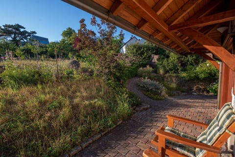 Garden, Balcony/Terrace