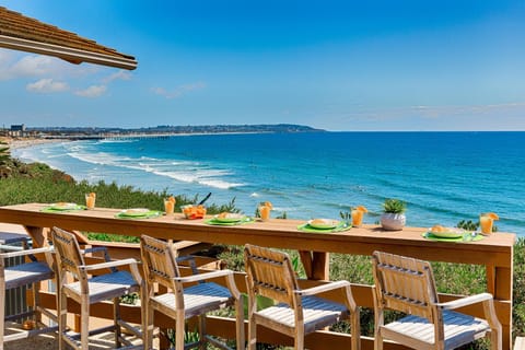 Forever Views Oceanfront, dog-friendly home with deck, firepit, grill, & sweeping ocean views House in Ocean Beach