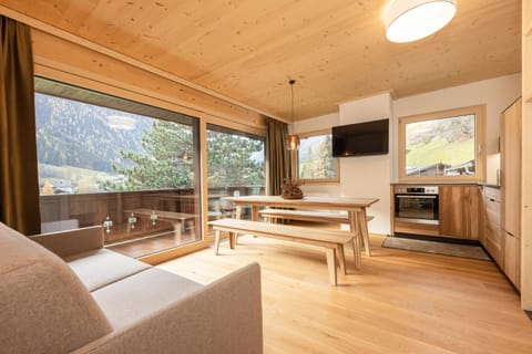 Pension Gulla - Ferienhaus Appartements B&B Bed and Breakfast in Neustift im Stubaital