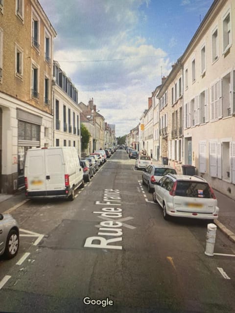 le petit France - Hyper centre de Fontainebleau - proche INSEAD Apartment in Fontainebleau