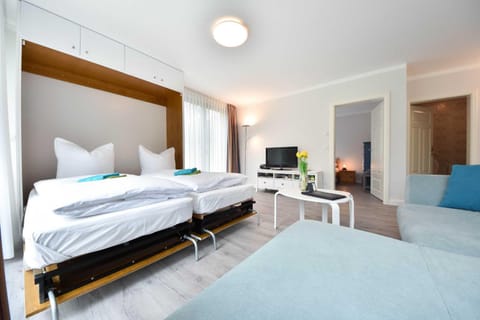 Villa Grenzschlösschen 01 Apartment in Heringsdorf