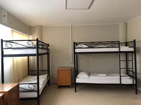 Bed, Other, Other, Photo of the whole room, Decorative detail, Decorative detail, Guests, Area and facilities, bunk bed, internet, locker, locker