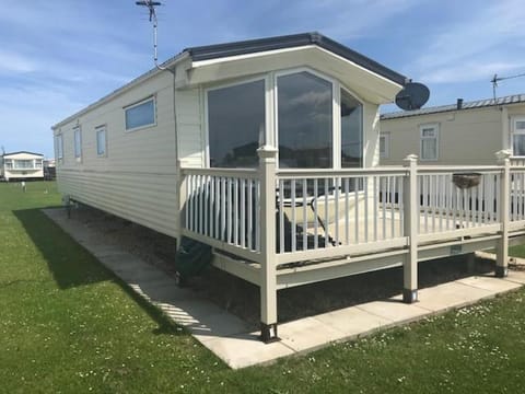 Property building, Balcony/Terrace