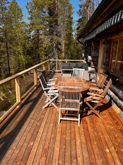 Porontima Lake House in Pure Rukatunturi Nature Villa in Lapland