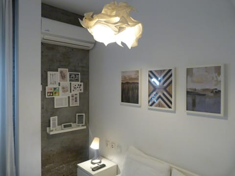 Pequeño Alojamiento con Mini Piscina - NO climatizada Apartment in Valencia