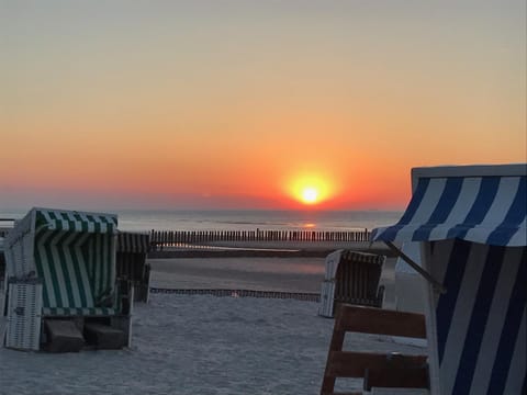 Atlantic Hotel Garni Übernachtung mit Frühstück in Friesland