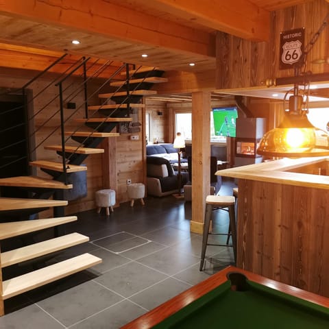 Nouveau Chalet M.META 12 pers sauna,jacuzzi,billard Chalet in Xonrupt-Longemer