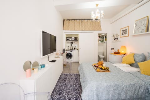 Studio - Moderne - Netflix & Wifi Apartment in Paris
