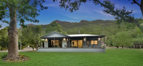 Central Views Halls Gap Villa in Halls Gap