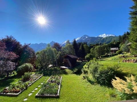 Chambres d'hôtes - B&B - Chalet Mountain Vibes Übernachtung mit Frühstück in Les Houches