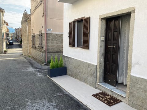 B&brown House in Umbria