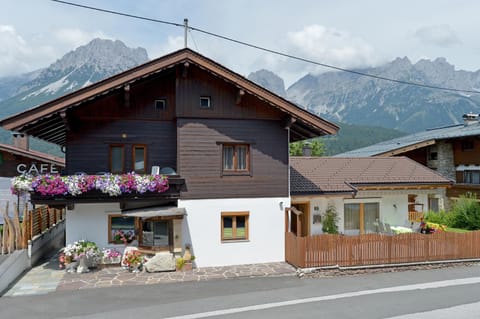 Property building, Day