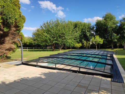 Swimming pool, Swimming pool