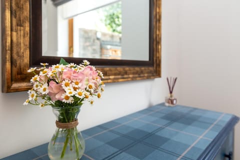Dormie Cottage, lovely bright and spacious bungalow with wood fire House in Ballater