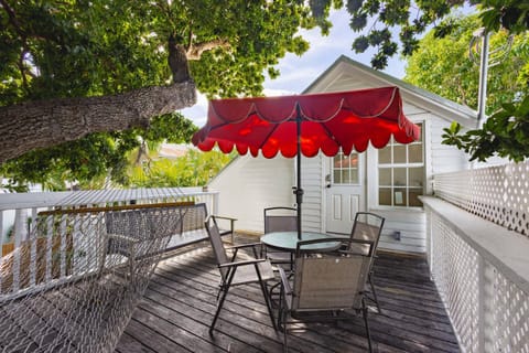 Traveler's Palm Apartment in Key West