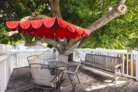 Traveler's Palm Apartment in Key West