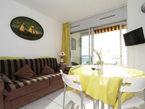 Studio tout confort avec vue panoramique, parking privé et équipements modernes à Balaruc-les-Bains - FR-1-553-34 Apartment in Balaruc-les-Bains