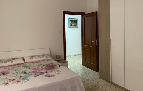 Golden House Apartment in Palmi