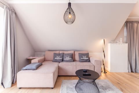 Living room, Photo of the whole room, Seating area