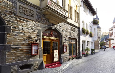 Property building, Facade/entrance, Street view