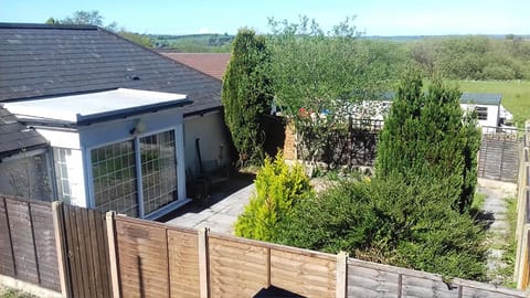 Property building, Bird's eye view, Garden