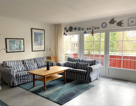 Balcony/Terrace, Living room