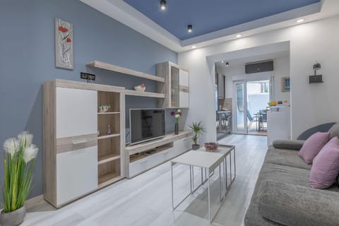 Arena Blue Dream - modern apartment with terrace Condo in Pula