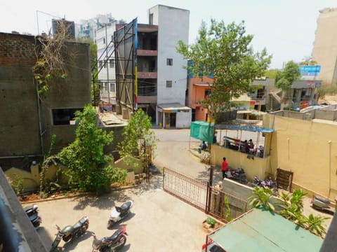 Yashodhan Gents Hostel Hostel in Pune