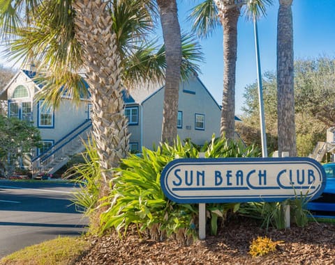 Sun Beach Club by Ocean Properties House in Edgewater