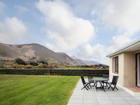 Off site, Garden