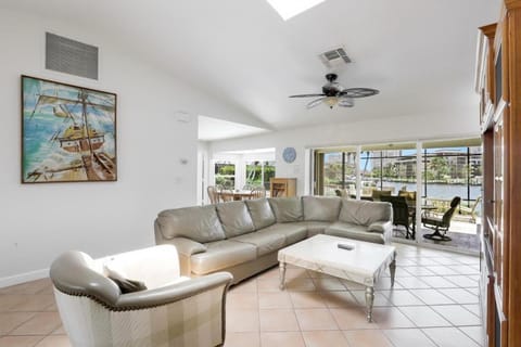 435 Kendall Drive House in Marco Island