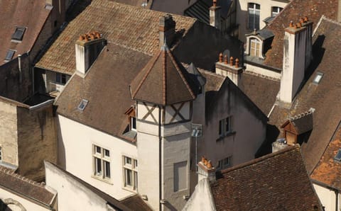 Property building, Bird's eye view, City view, Landmark view