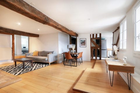 Living room, Decorative detail