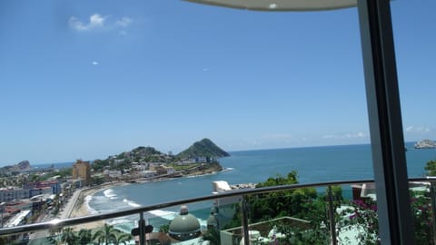 Suite Chiametlan Cerro de la Neveria MZ Condo in Mazatlan