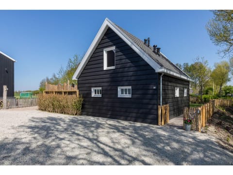 Family house with an ideal location private terrace garden and sauna House in Vrouwenpolder