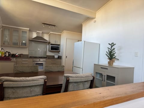 Mount Holiday Home Bed and Breakfast in Tauranga