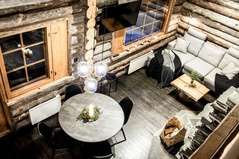 Varjokelo House in Lapland