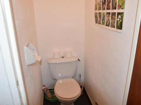 Duplex 65m² face aux pistes, balcon plein sud, 2 chambres, tout équipé, ascenseur - FR-1-266-157 Apartment in Montgenèvre