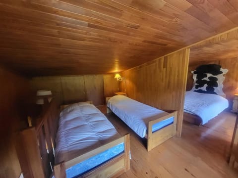 Duplex 65m² face aux pistes, balcon plein sud, 2 chambres, tout équipé, ascenseur - FR-1-266-157 Apartment in Montgenèvre