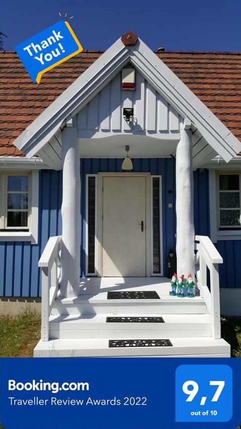 Błękitny Domek - Tleń - Bory Tucholskie House in Pomeranian Voivodeship