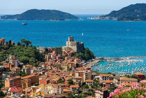 vista sul blu ,Baia Blu, Lerici Apartment in Lerici