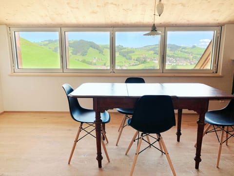 NEU renoviert - Bitzi Appenzell – Mit Aussicht Apartment in Appenzell District