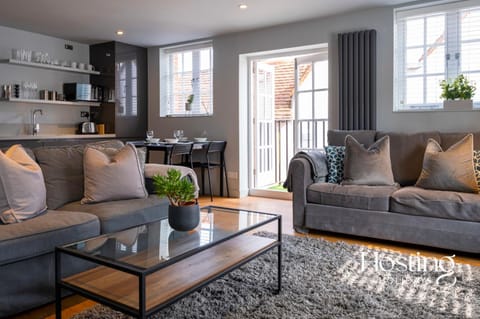 Modern Luxury Apartment In The Heart of Henley Apartment in Henley-on-Thames