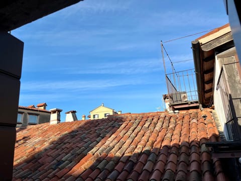 View (from property/room), City view